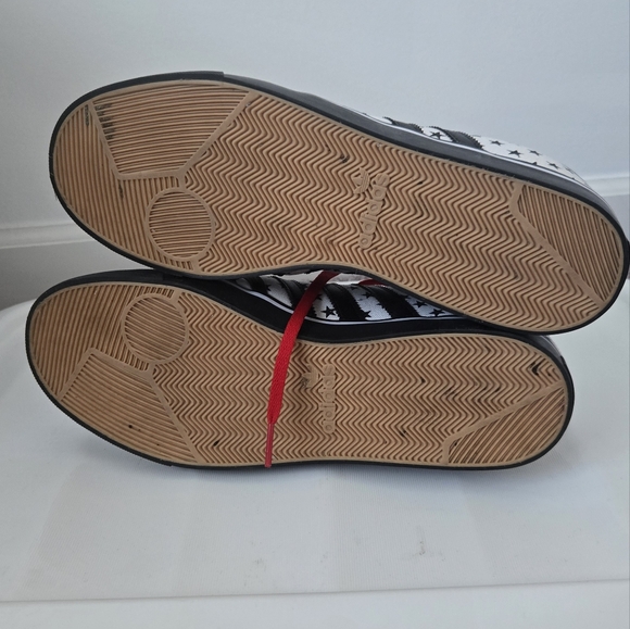 Custom Adidas - Picture 2 of 4